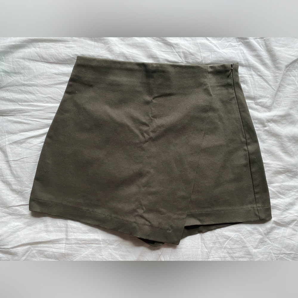 Altar’d State Skort Size M